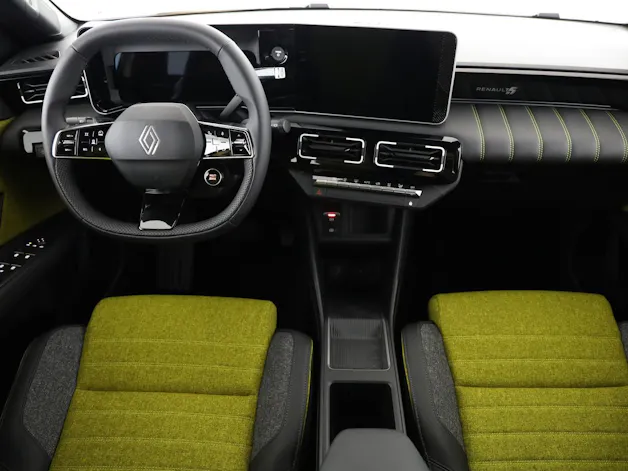 Renault 5 E-Tech Comfort Range iconic