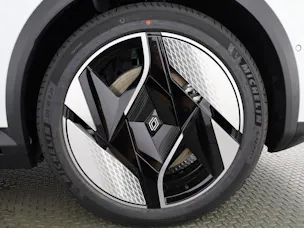 Renault Scénic E-Tech iconic
