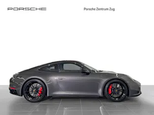 Porsche 911 Carrera 4 GTS