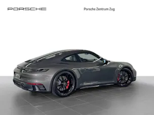Porsche 911 Carrera 4 GTS