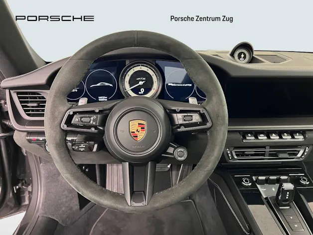 Porsche 911 Carrera 4 GTS