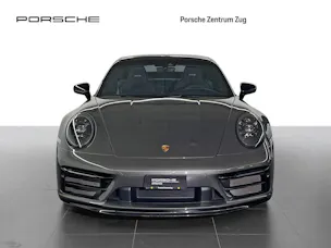 Porsche 911 Carrera 4 GTS