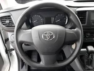 Toyota PROACE Van L2 2.0 D Luna