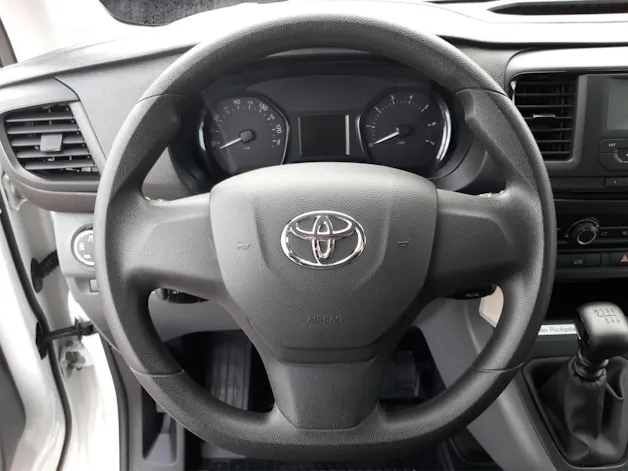 Toyota PROACE Van L2 2.0 D Luna
