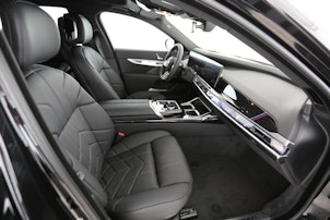 Vehicle image BMW i7 xDrive60