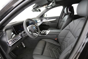 Vehicle image BMW i7 xDrive60