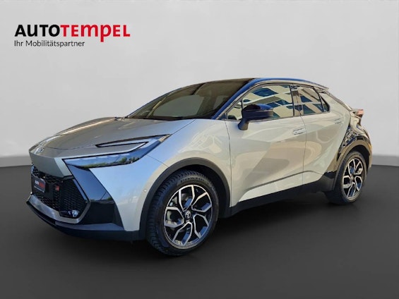 First vehicle image