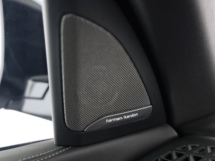 Vehicle image BMW X5