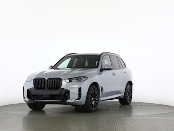Vehicle image BMW X5 50e xDrive SAG