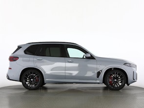 Vehicle image BMW X5 50e xDrive SAG