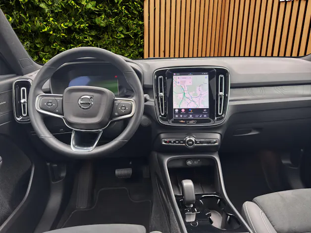 Volvo EX40 XCENTRIC Black Edition AWD