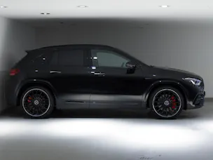 Mercedes-Benz GLA 35 AMG 4MATIC