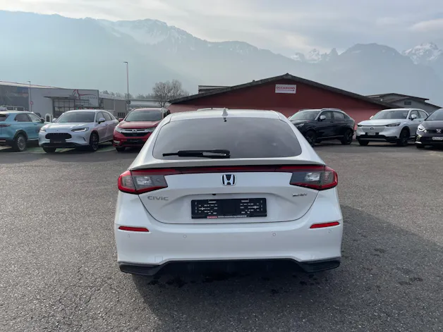 Honda Civic 2.0 i-MMD Advance