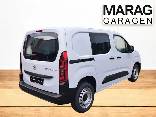 Toyota PROACE CITY Van L1 1.2 Active