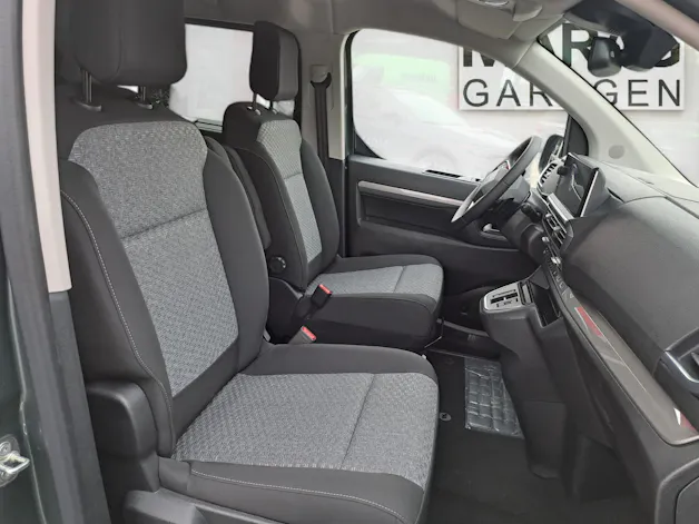 Toyota PROACE Verso L1 2.0 D Trend