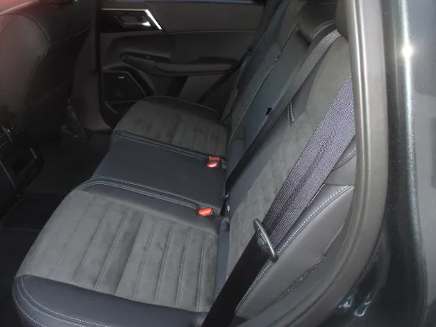 Mitsubishi Outlander 2.4 PHEV Invite 4x4
