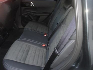 MITSUBISHI OUTLANDER 14