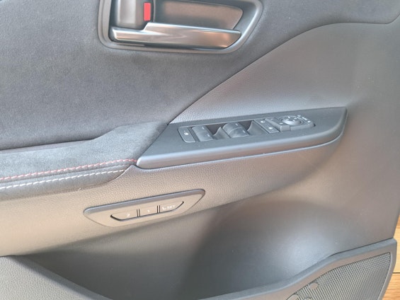 Vehicle image 12 Vehicle image 12