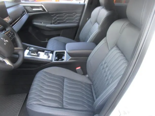 Mitsubishi Outlander 2.4 PHEV Instyle 4x4
