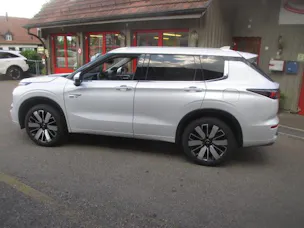 Mitsubishi Outlander 2.4 PHEV Instyle 4x4