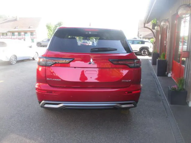 Mitsubishi Outlander 2.4 PHEV Intense 4x4