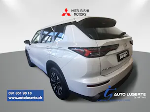 Mitsubishi Outlander 2.4 PHEV Invite 4x4