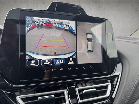 Vehicle image 8 Vehicle image 8