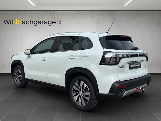Suzuki S-Cross 1.4 T Compact Top Hybrid 4x4