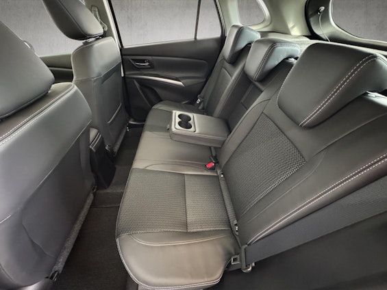 Vehicle image 11 Vehicle image 11