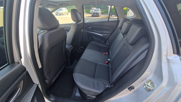 Vehicle image 6 Vehicle image 6