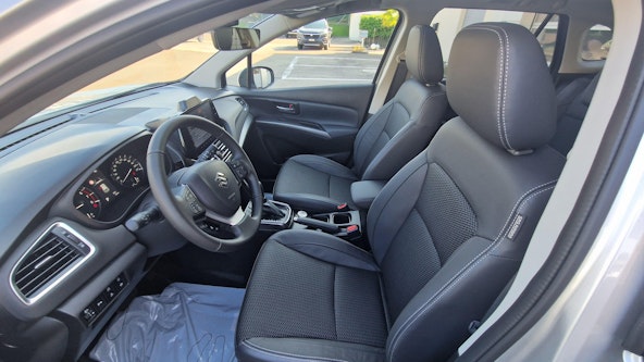 Vehicle image 5 Vehicle image 5