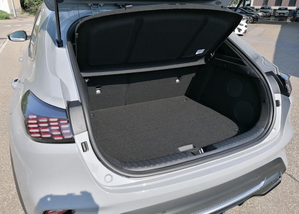 Vehicle image 10 Vehicle image 10