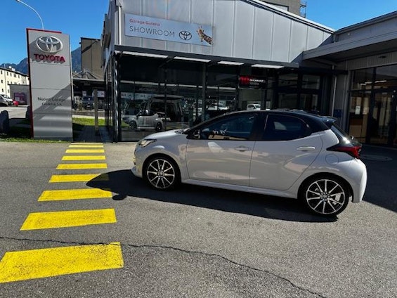 Vehicle image 1