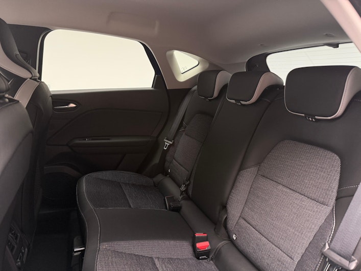 Vehicle image MITSUBISHI ASX