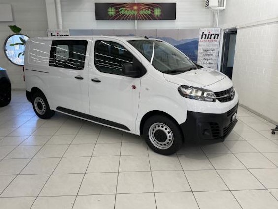First vehicle image