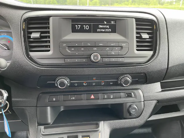 Peugeot e-Expert Kaw. Standard 75 kWh