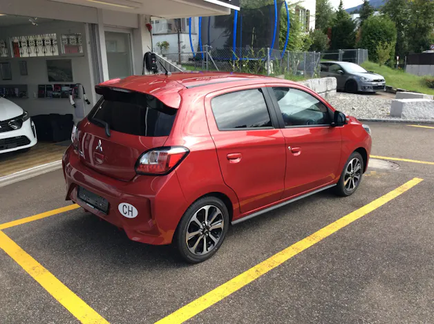 Mitsubishi Space Star 1.2 MIVEC Intense+