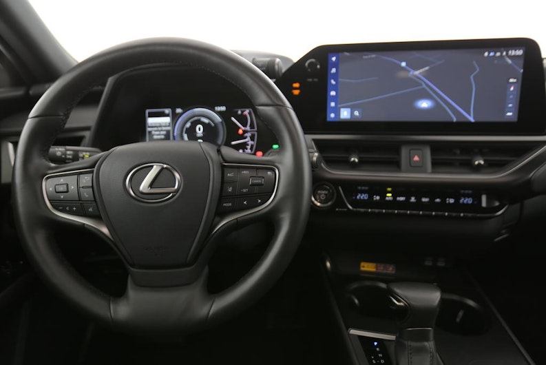 Vehicle image LEXUS UX