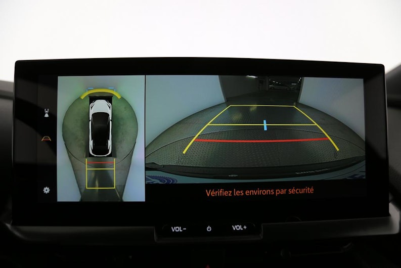 Vehicle image TOYOTA C-HR