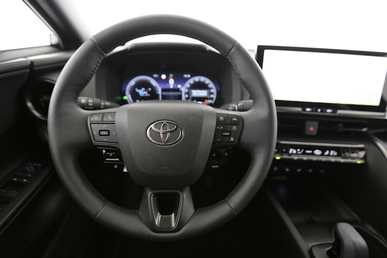 Vehicle image TOYOTA C-HR