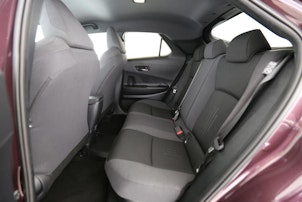 Vehicle image TOYOTA C-HR 2.0 PHEV Trend