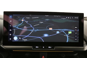 Vehicle image TOYOTA C-HR 2.0 HEV Style Premiere 4x4