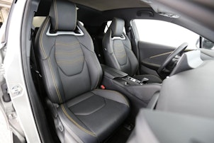 Vehicle image TOYOTA C-HR 2.0 HEV Style Premiere 4x4