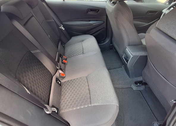 Vehicle image 9 Vehicle image 9