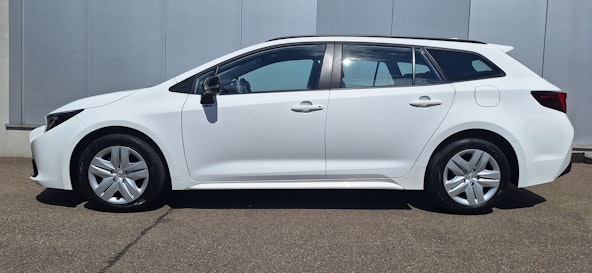 Vehicle image 2 Vehicle image 2