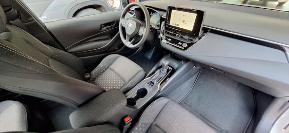 Vehicle image 8 Vehicle image 8