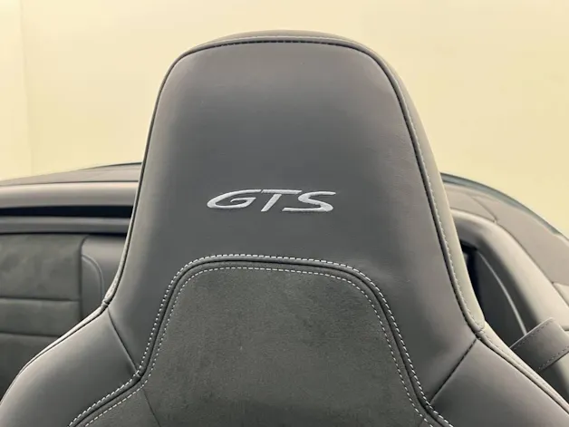 Porsche 911 Carrera GTS Cabriolet