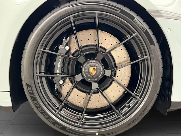 Porsche 911 Carrera GTS Cabriolet