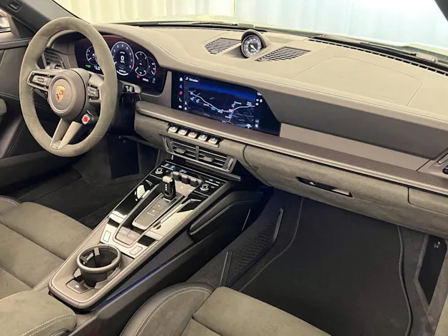 Porsche 911 Carrera GTS Cabriolet
