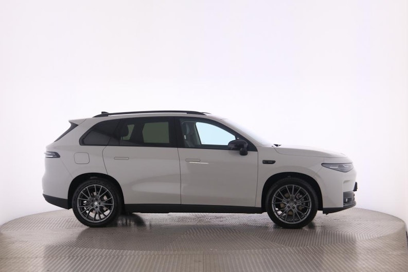 Vehicle image LEAPMOTOR C10